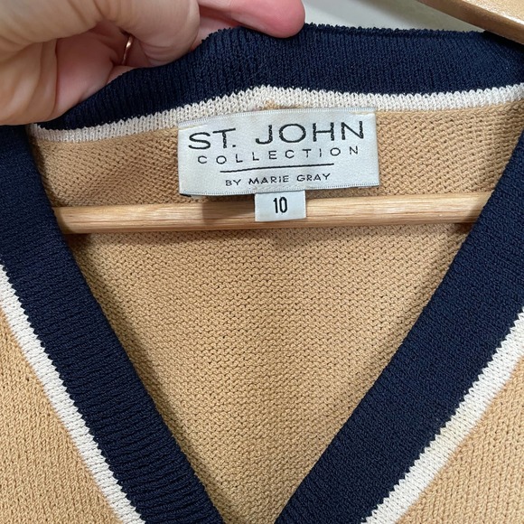 Vintage St. John Embroidered Long Sleeve Button Up Cardigan Brown 10 - Picture 3 of 7